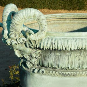 Vase en bronze Jardins du Roi Soleil