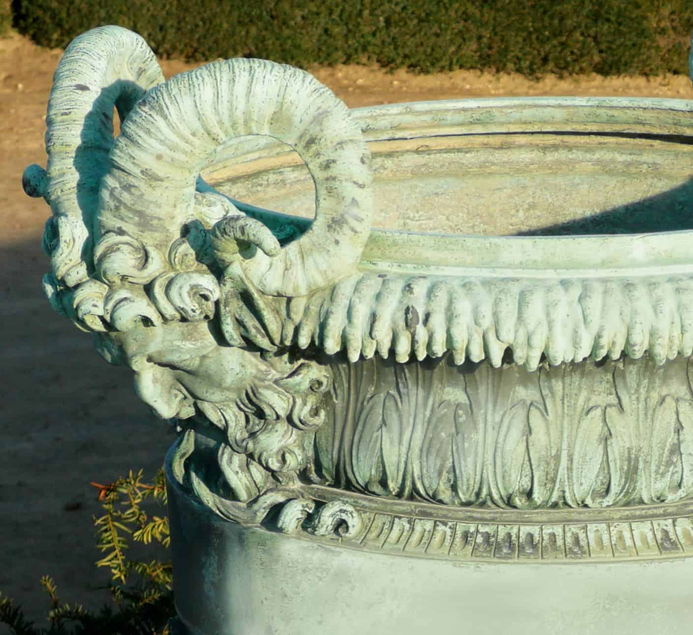 Château de Versailles Ballin bronze vases | Jardins du Roi Soleil
