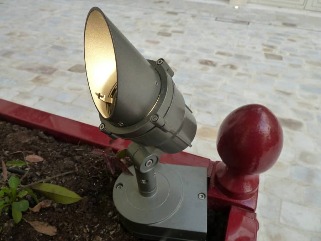 Electrification  caisse à oranger Château de Versailles