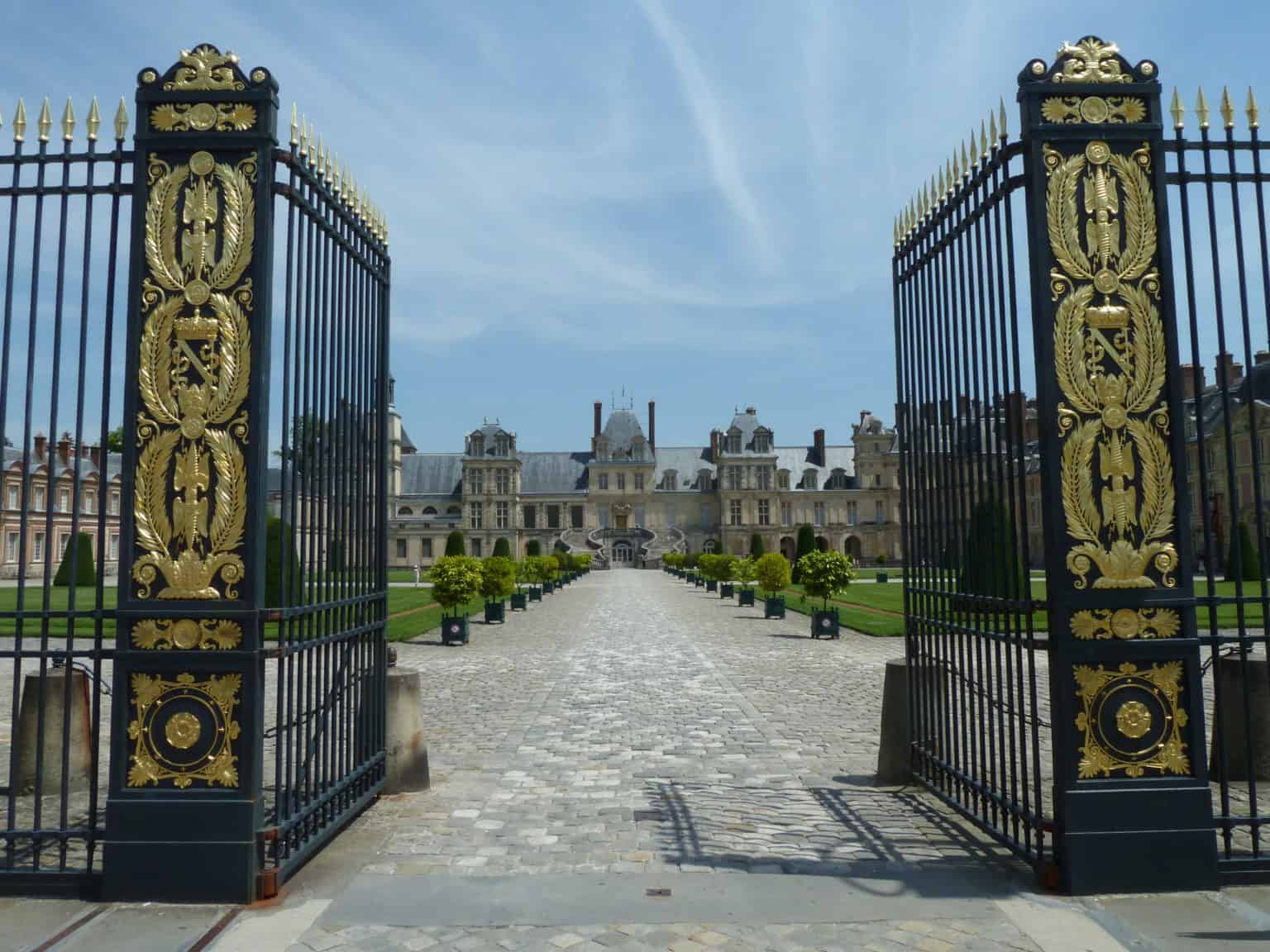 les plus belles cours en France et dans le monde