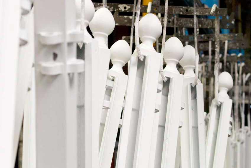 Travail sur la fonte des artisans d'art